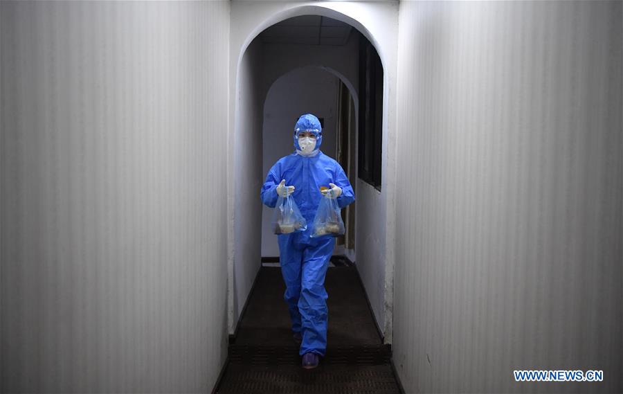 (PORTRAITS)CHINA-FIGHT AGAINST NOVEL CORONAVIRUS-"WE STAND ALONE TOGETHER"(CN)