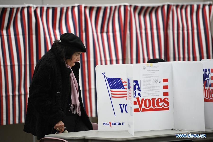 U.S.-NEW HAMPSHIRE-MANCHESTER-PRIMARY-VOTING