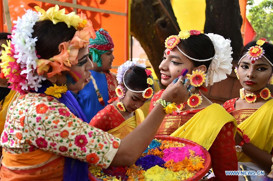 BANGLADESH-DHAKA-SPRING-FESTIVAL