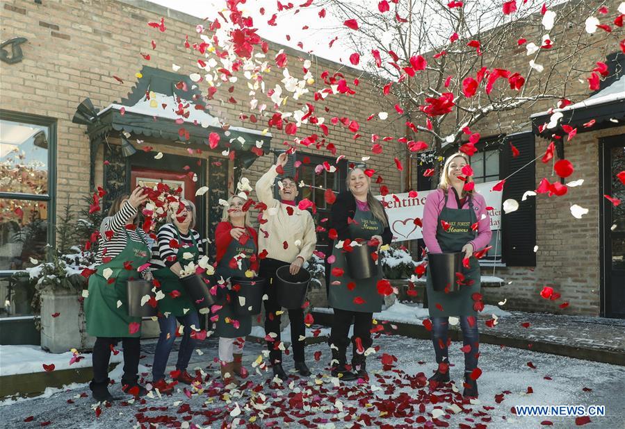 U.S.-ILLINOIS-LAKE FOREST FLOWERS-VALENTINE'S DAY