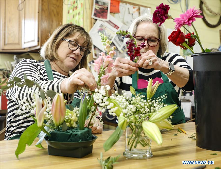 U.S.-ILLINOIS-LAKE FOREST FLOWERS-VALENTINE'S DAY