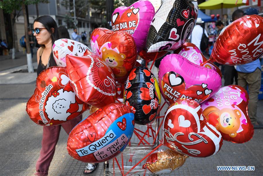 CHILE-SANTIAGO-VALENTINE'S DAY
