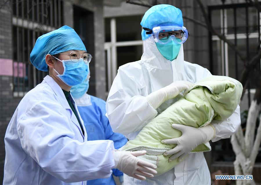 CHINA-SHAANXI-XI'AN-CORONAVIRUS PATIENT-BIRTH-INFANT WITH NO INFECTION-HOSPITAL DISCHARGE (CN)