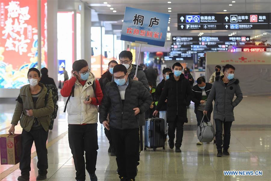 CHINA-HANGZHOU-CUSTOMIZED TRAIN-RETURNING MIGRANT WORKERS-BACK TO WORK (CN)