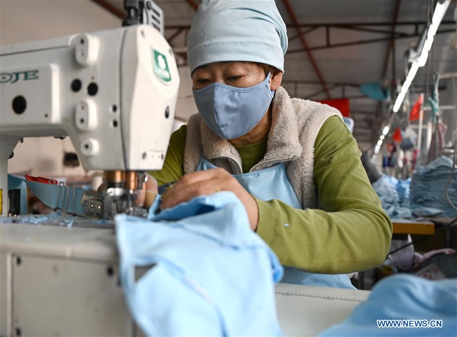 CHINA-INNER MONGOLIA-HOHHOT-NOVEL CORONAVIRUS-FACE MASK PRODUCTION (CN)
