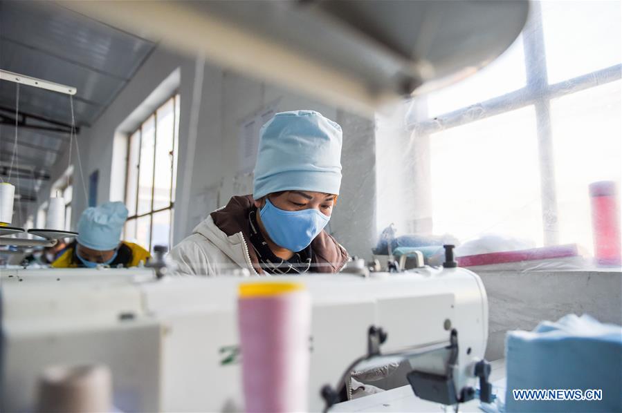 CHINA-INNER MONGOLIA-HOHHOT-NOVEL CORONAVIRUS-FACE MASK PRODUCTION (CN)