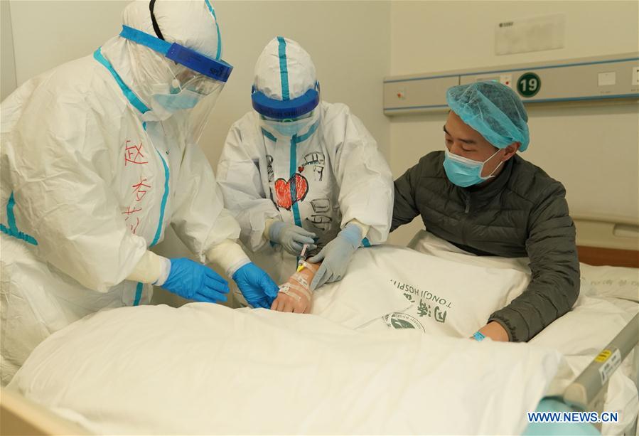 CHINA-HUBEI-WUHAN-NOVEL CORONAVIRUS-MEDICAL WORKER-INFECTION-TREATMENT (CN)