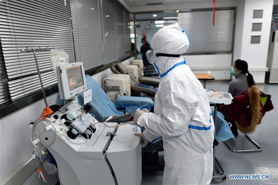 CHINA-ZHEJIANG-HANGZHOU-RECOVERED CORONAVIRUS PATIENT-PLASMA-DONATION (CN)