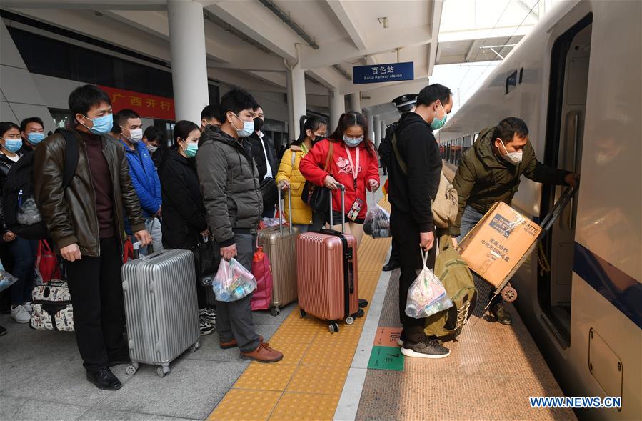 CHINA-GUANGXI-BAISE-CUSTOMIZED TRAIN-BACK TO WORK (CN)
