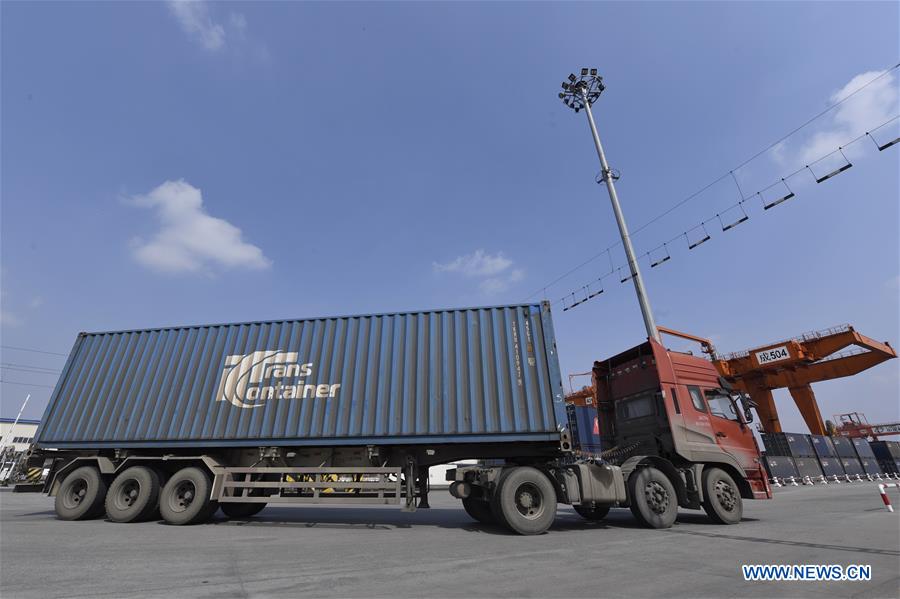 CHINA-SICHUAN-CHENGDU-FREIGHT TRAIN-OPERATION (CN)