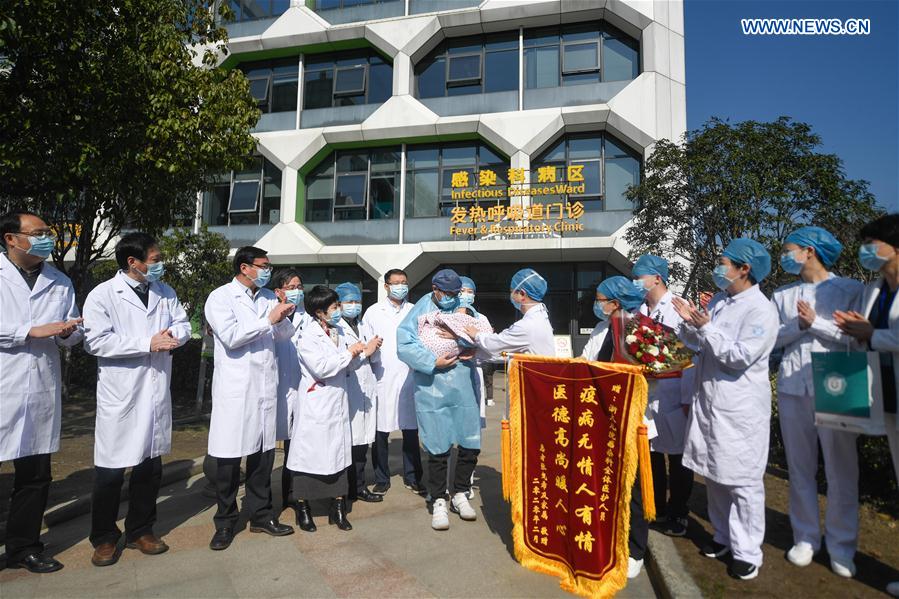 CHINA-ZHEJIANG-HANGZHOU-YOUNGEST PATIENT-CURED (CN)