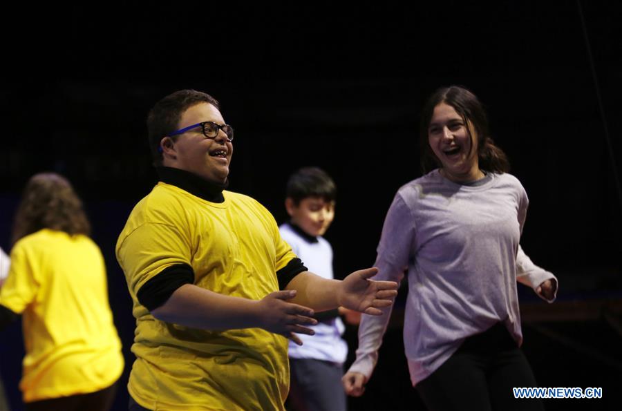 MIDEAST-RAMALLAH-CIRCUS-EXPERIMENTAL SHOW