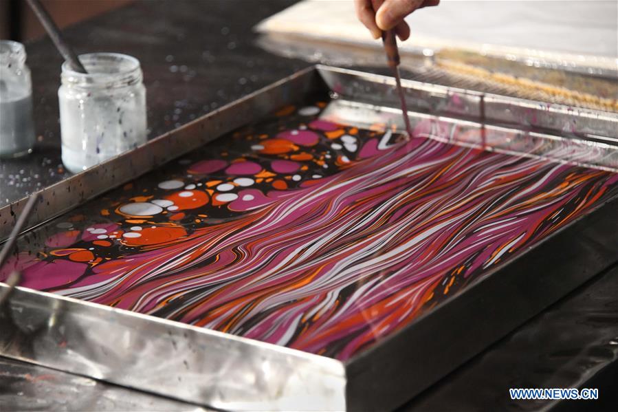 TURKEY-ISTANBUL-MARBLING ART