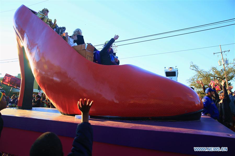 U.S.-NEW ORLEANS-KREWE OF MUSES-PARADE