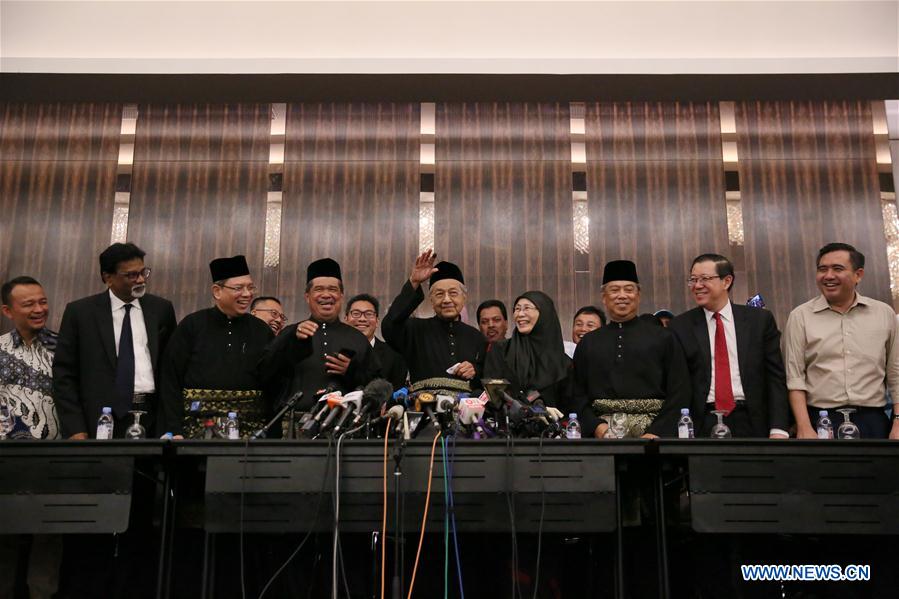 MALAYSIA-PM-RESIGNATION LETTER-SUBMISSION