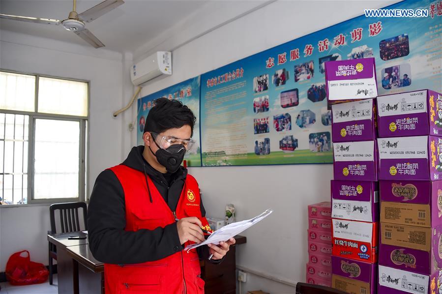 CHINA-HUBEI-XIAOGAN-COVID-19-VOLUNTEER (CN)
