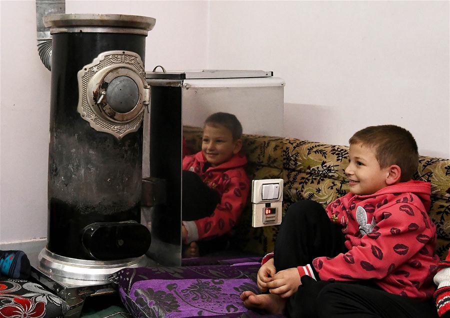 SYRIA-HAMA-NUTSHELL-HEATER