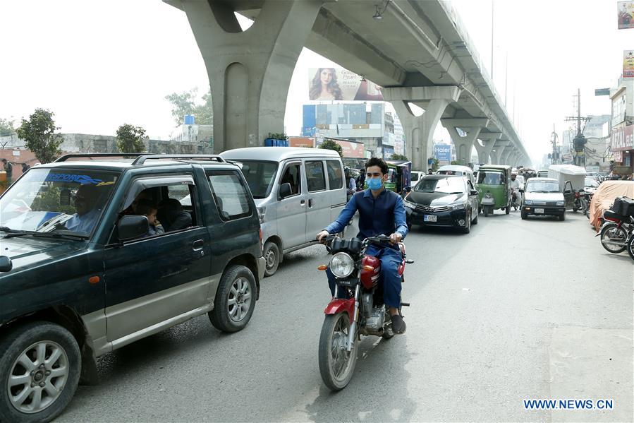 PAKISTAN-RAWALPINDI-CORONAVIRUS-MASK