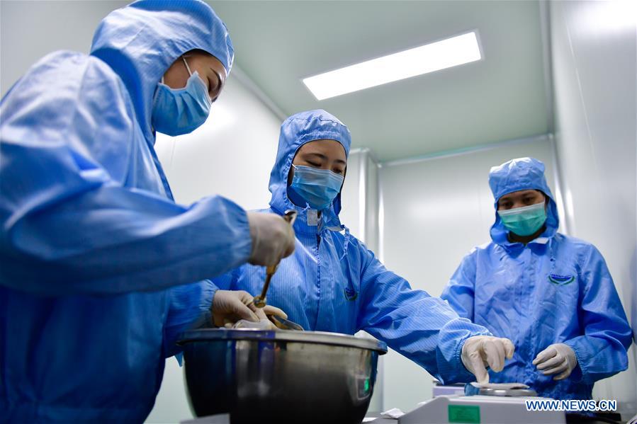 CHINA-QINGHAI-XINING-COVID-19-TIBETAN MEDICINE (CN)