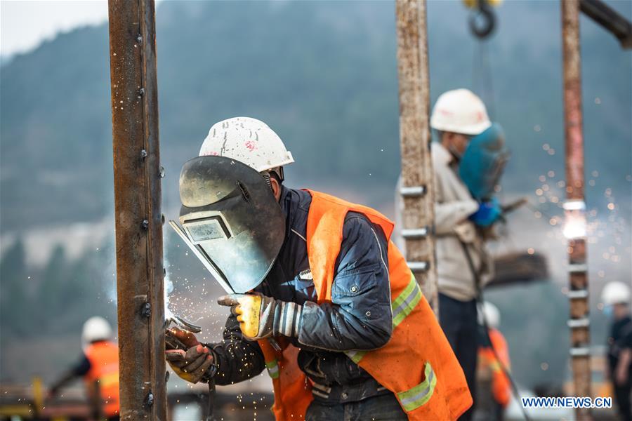 CHINA-GUIZHOU-ZUNYI-BRIDGE-CONSTRUCTION RESUMPTION (CN)