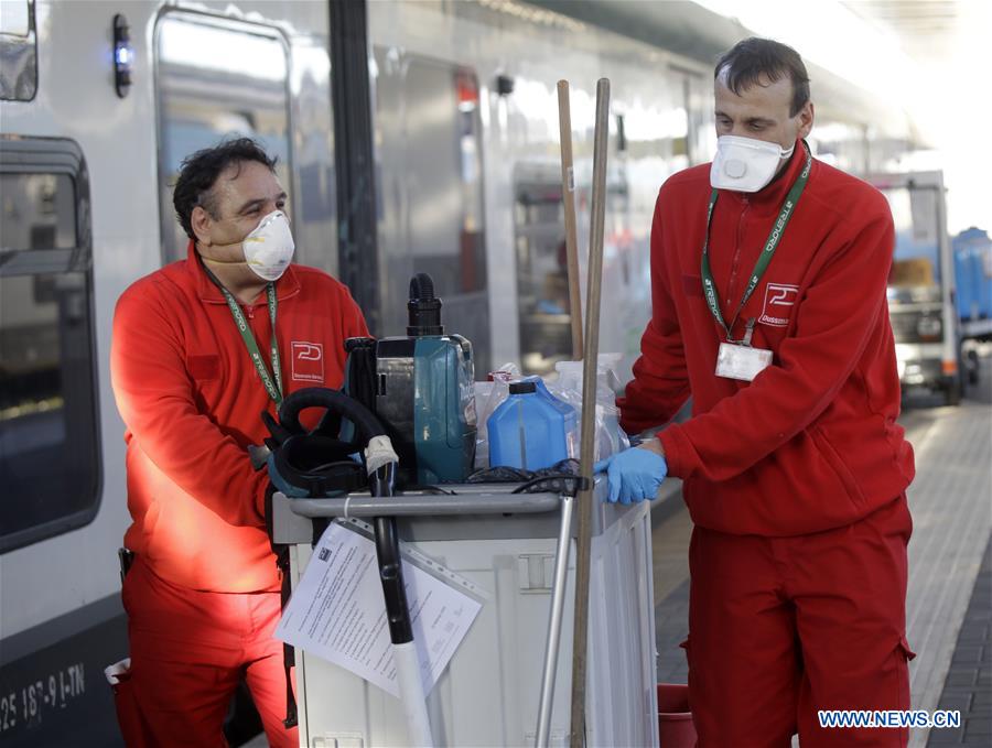 ITALY-MILAN-COVID-19