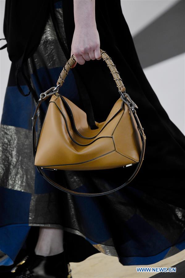 FRANCE-PARIS-FASHION WEEK-LOEWE