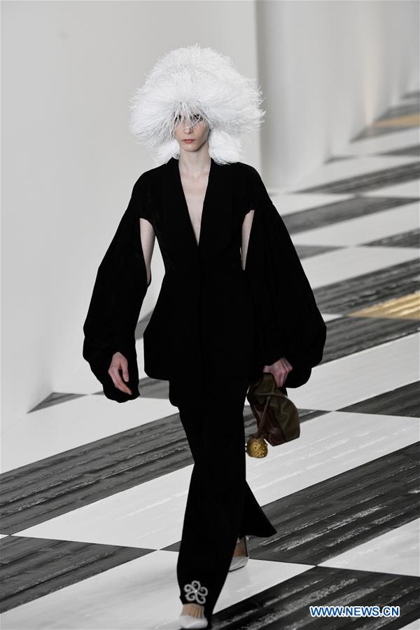 FRANCE-PARIS-FASHION WEEK-LOEWE