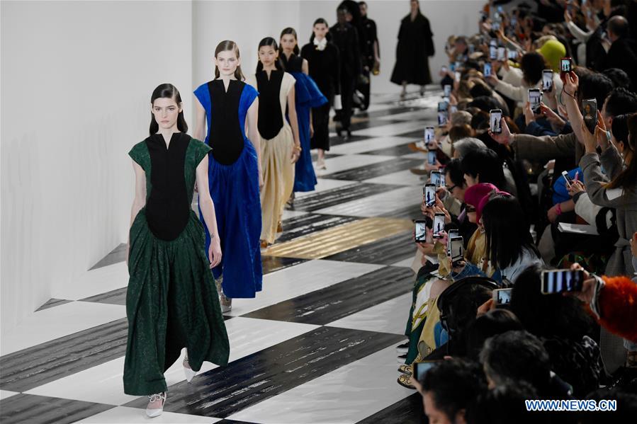 FRANCE-PARIS-FASHION WEEK-LOEWE