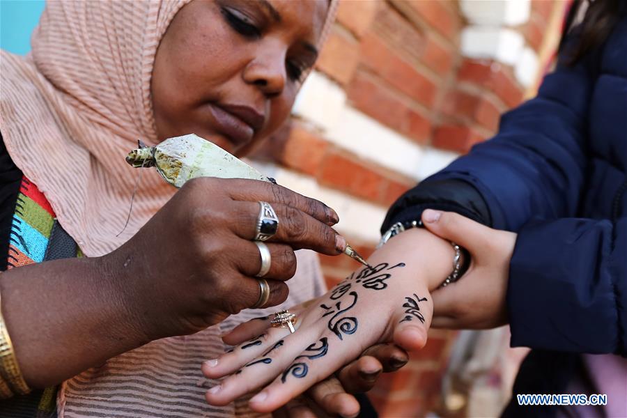 EGYPT-ASWAN-NUBIAN HENNA TATTOOS