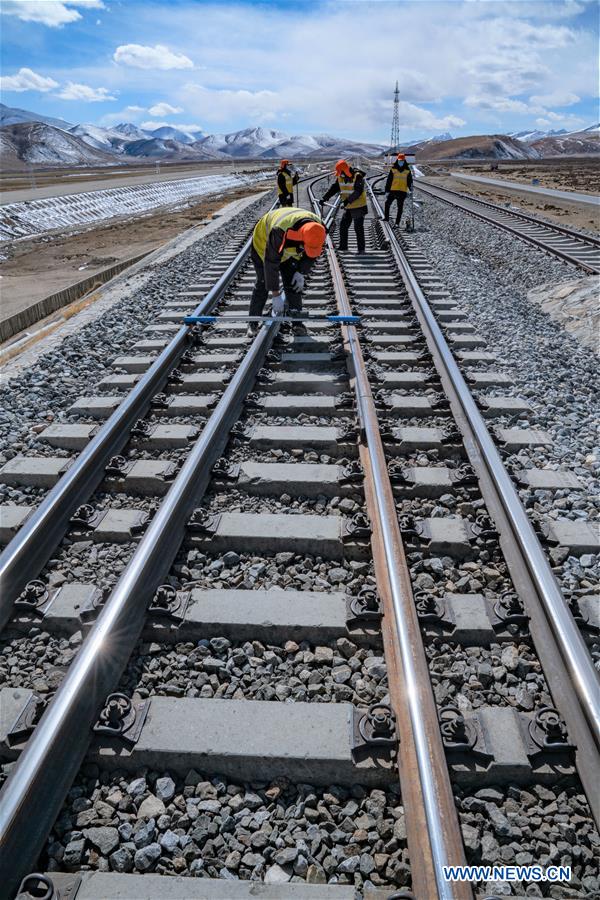 CHINA-TIBET-RAILWAY WORKERS (CN)