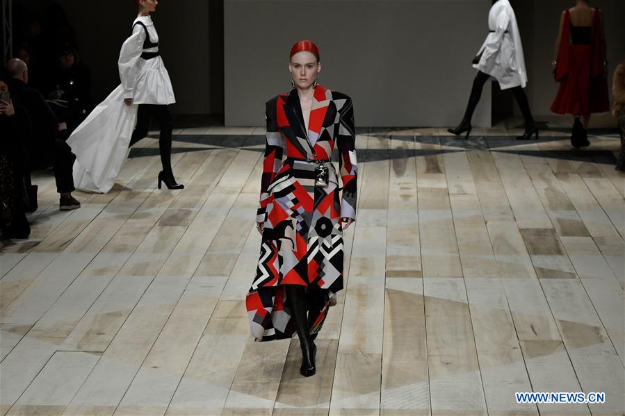 FRANCE-PARIS-FASHION WEEK-ALEXANDER MCQUEEN