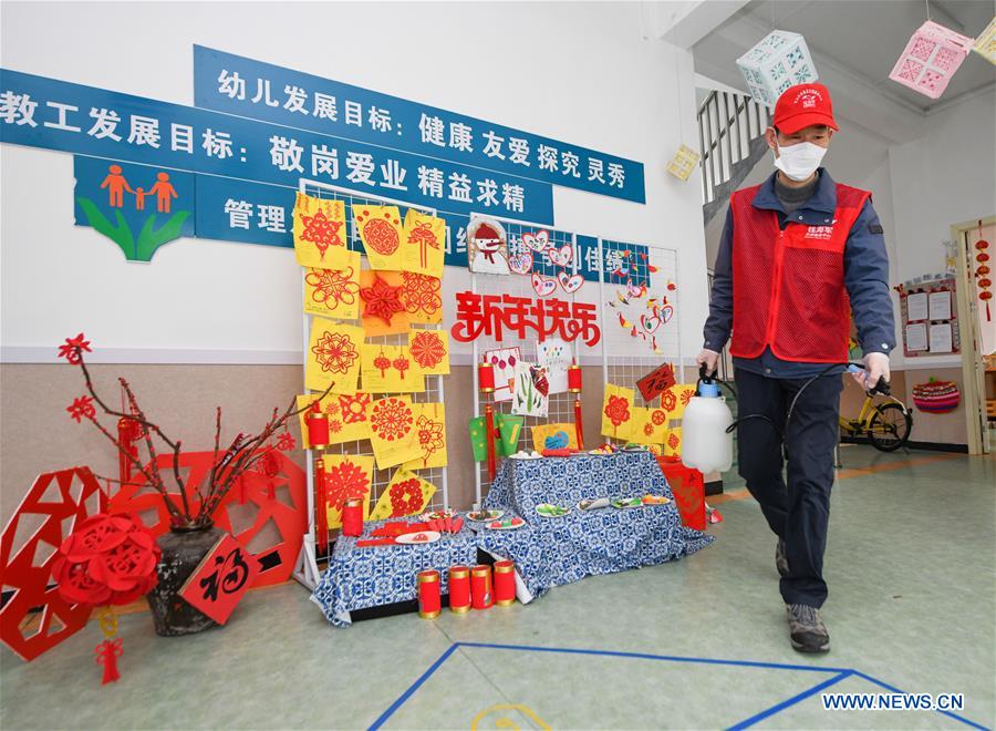CHINA-ZHEJIANG-DISINFECTION-VOLUNTEER (CN)