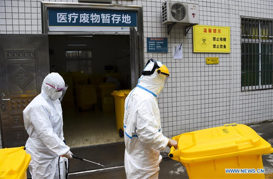 CHINA-HUBEI-XIAOGAN-SANITATION WORKERS IN HOSPITALS (CN)