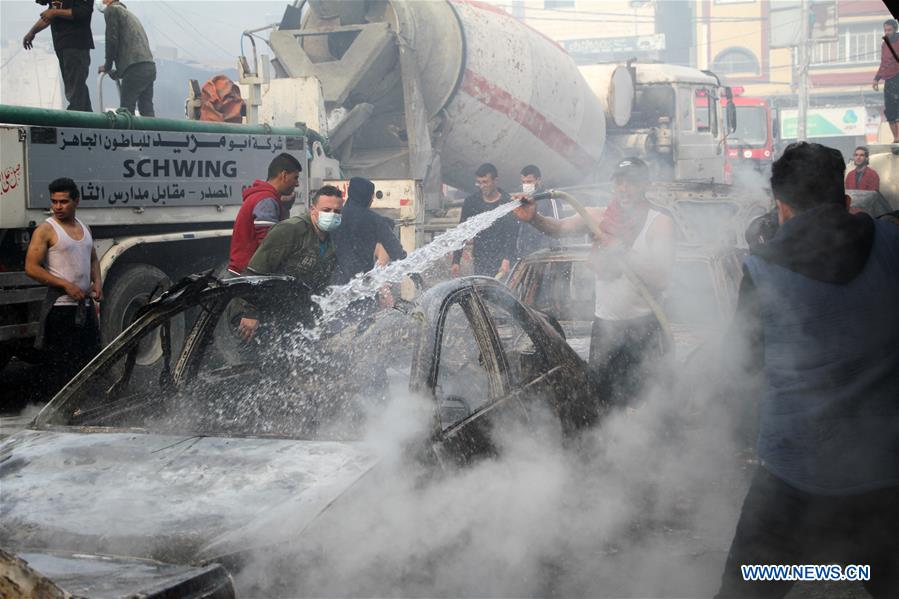 MIDEAST-GAZA-REFUGEE CAMP-FIRE