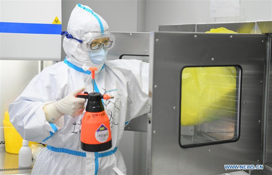 CHINA-HUBEI-WUHAN-COVID-19-LEISHENSHAN HOSPITAL-CLINICAL LABORATORY-FEMALE (CN)