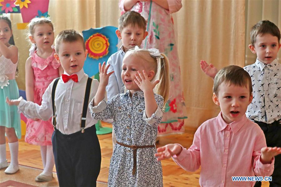 BELARUS-MINSK-CHILDREN-INTERNATIONAL WOMEN'S DAY