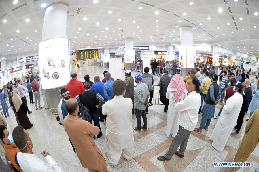 KUWAIT-FARWANIYA GOVERNORATE-COVID-19-FLIGHTS-SUSPEND