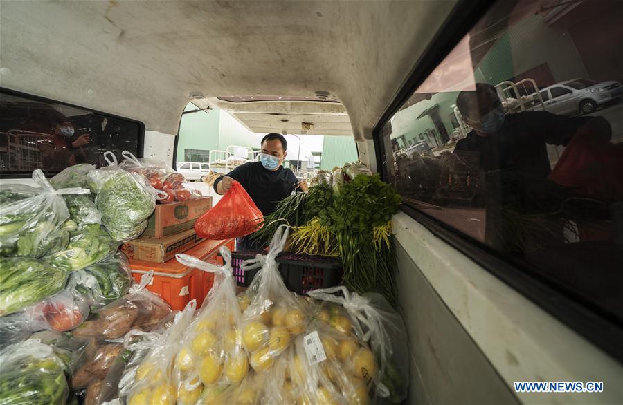 CHINA-HUBEI-WUHAN-DELIVERY MAN (CN)