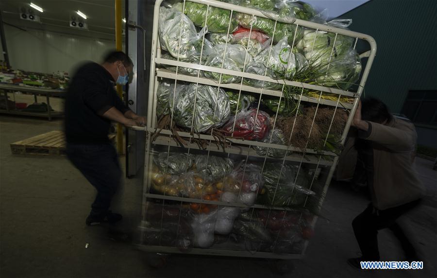 CHINA-HUBEI-WUHAN-DELIVERY MAN (CN)