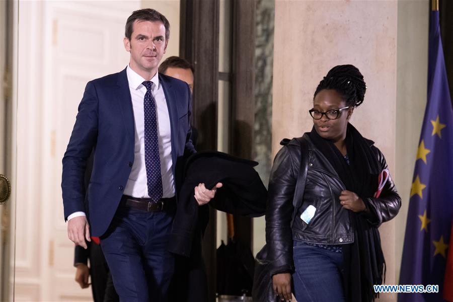 FRANCE-PARIS-CORONAVIRUS-TEMPORARY BAN