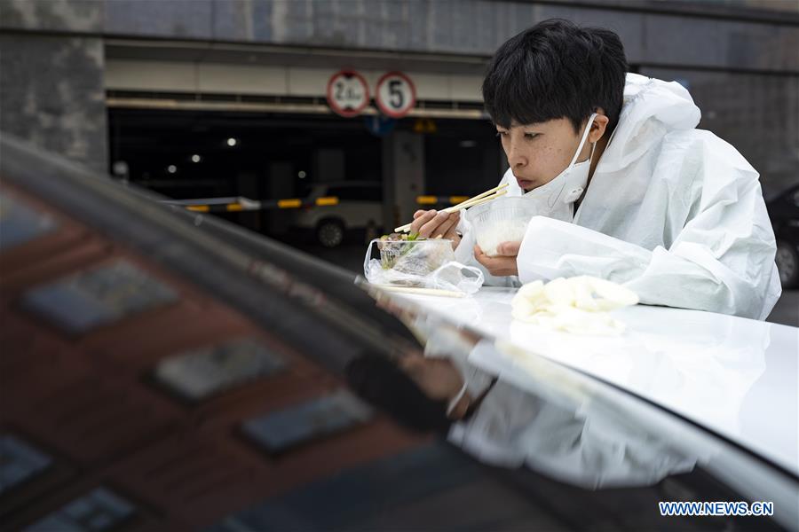 CHINA-HUBEI-WUHAN-COVID-19-WOMEN (CN)