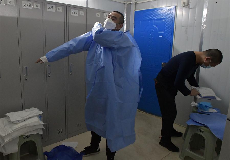 CHINA-HUBEI-WUHAN-COVID-19-LEISHENSHAN HOSPITAL-AMBULANCE DRIVER (CN)