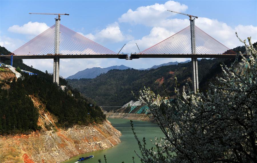 CHINA-GUIZHOU-QINGSHUI RIVER-BRIDGE-CONSTRUCTION (CN)