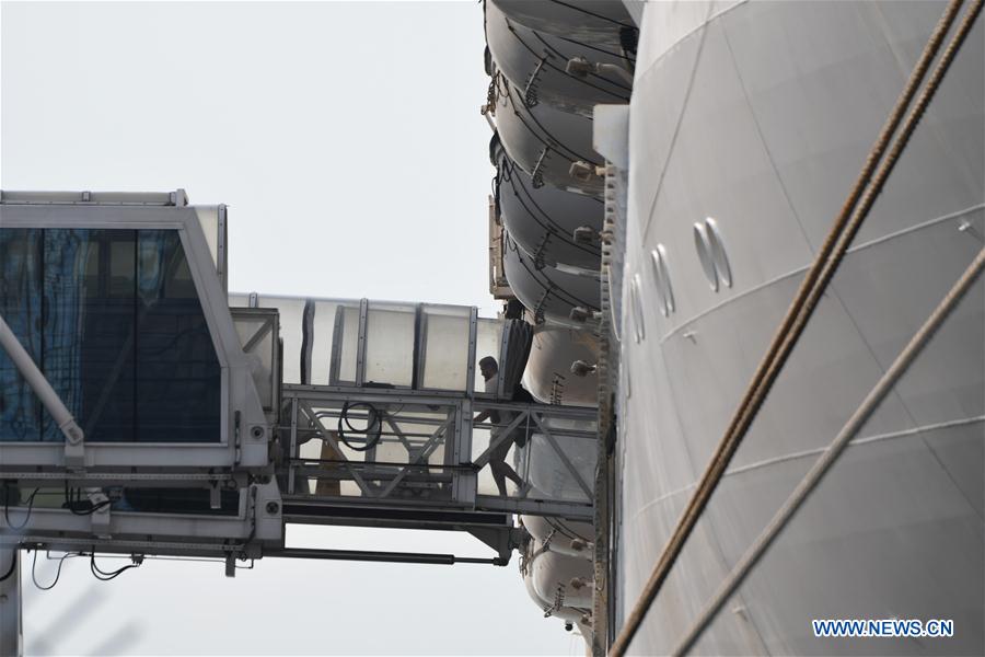 SINGAPORE-COSTA FORTUNA-DOCK