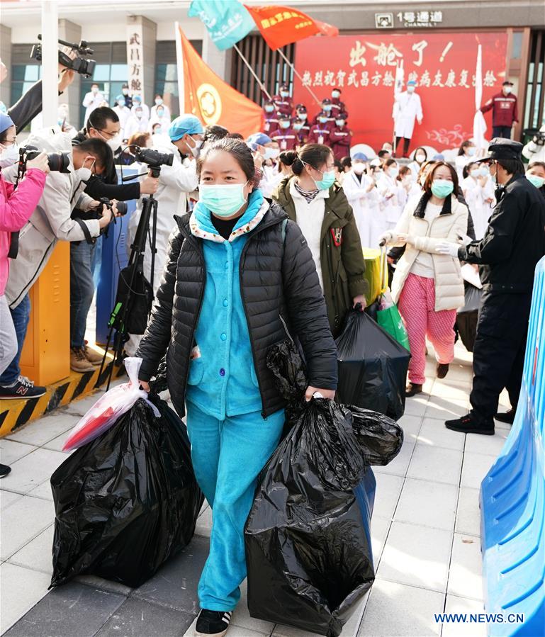 CHINA-WUHAN-HUBEI-CURED PATIENT-DISCHARGE (CN)