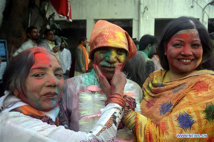 PAKISTAN-LAHORE-HOLI-CELEBRATION
