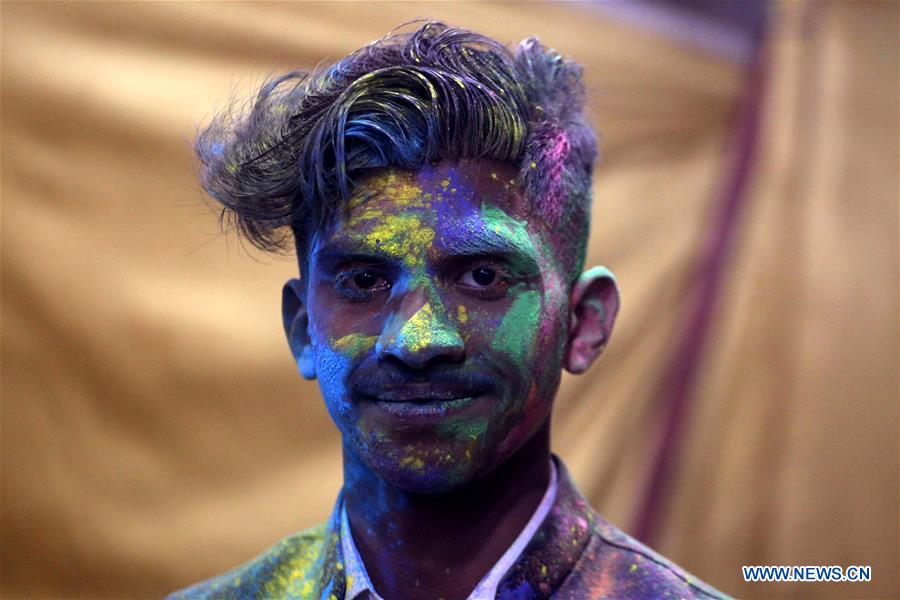 PAKISTAN-PESHAWAR-HOLI-CELEBRATION