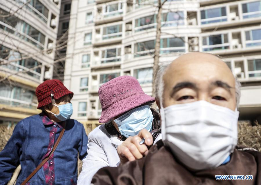 CHINA-BEIJING-COVID-19-COMMUNITY-VOLUNTARY BARBER (CN)