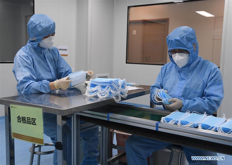 CHINA-BEIJING-COVID-19-FACIAL MASKS-PRODUCTION (CN)