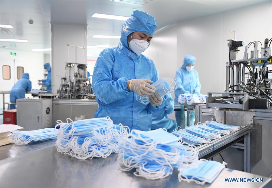 CHINA-BEIJING-COVID-19-FACIAL MASKS-PRODUCTION (CN)
